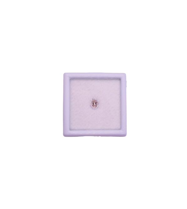 Peach /White sapphire OV/RD Size 5X4/1.0 Pcs 1/17 Cts 0.48/0.06 Quality II No:726